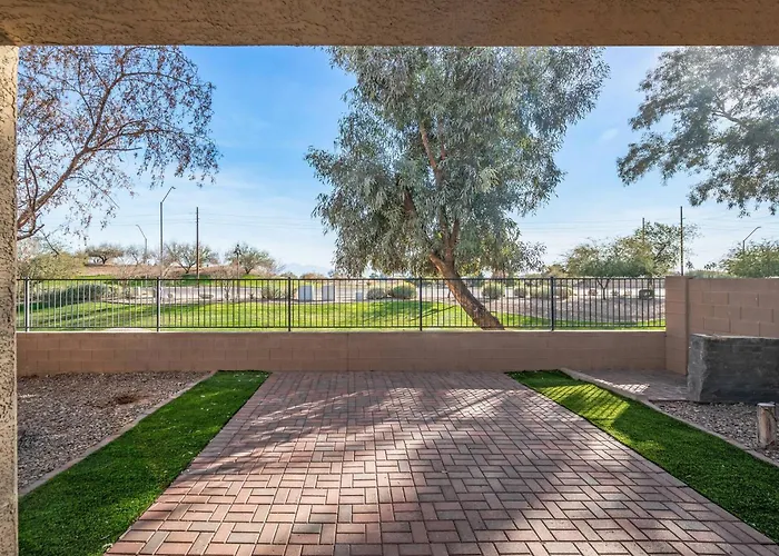 Entire Home In Avondale Arizona, 3Br & 2.5Br