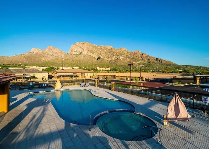 Linda Vista Mountainview Apartments By Barsala