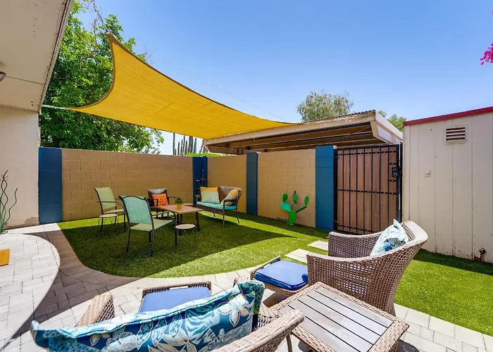 1.5 Mi To Old Town Scottsdale: Unit W/ Fenced Yard