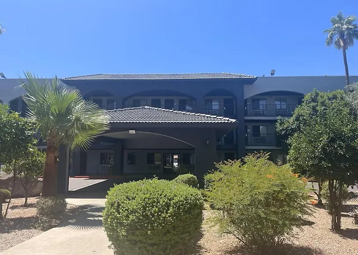 Ocotillo Apartments&Hotel