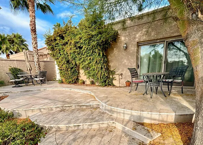 Mccormick Lakeside Retreat
