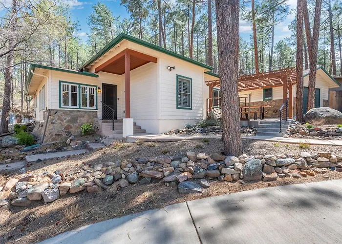 Pines Near Whiskey Row | King Bdrms | Fenced Yard
