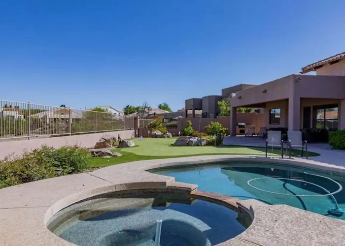 Spacious Mesa Home With Stunning Views