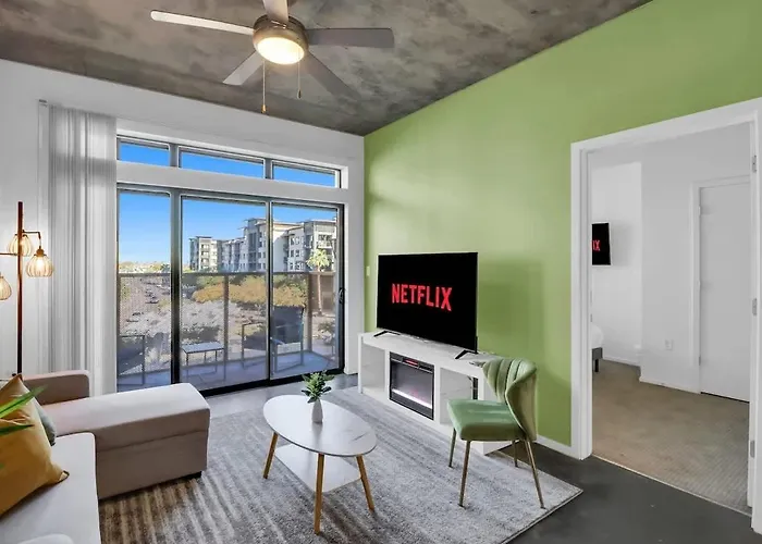 Centric 2Br In Heart Of Dtphx Free Garage Parking