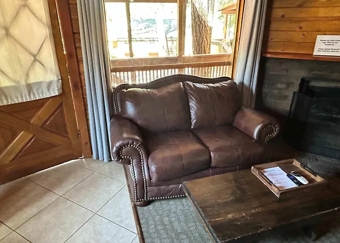 Forest Cabin 1 Hunters Blind