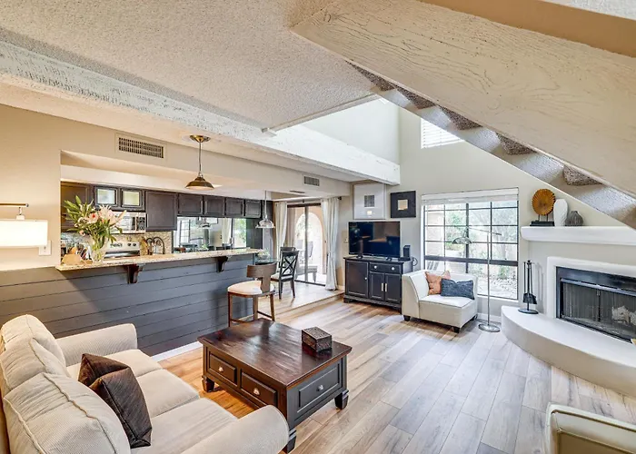 5 Mi To Hiking & Golf: Phoenix Gem W/ Pool Access