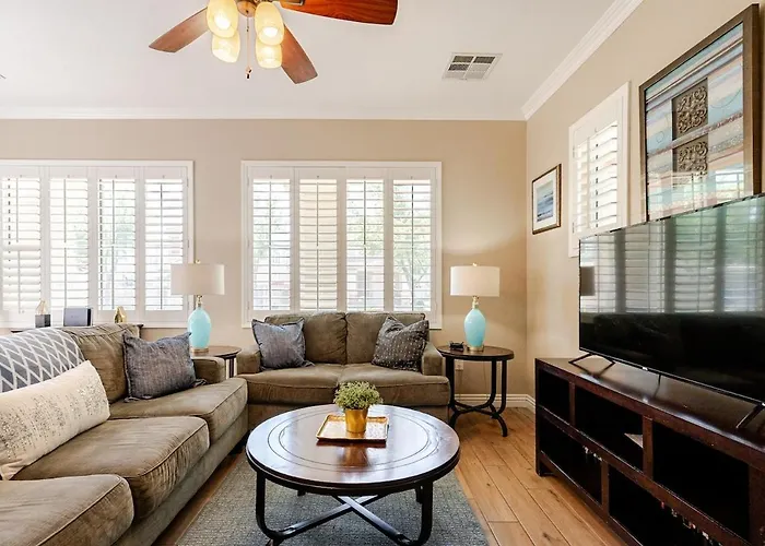 Amazing Gilbert Home 3 Bed 2 And Half Bath Sleeps 8 2 Car Garage