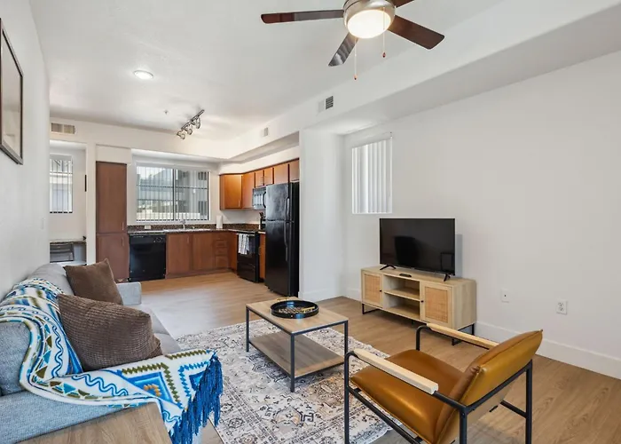 Cozysuites Glendale - Westgate W Pool 14