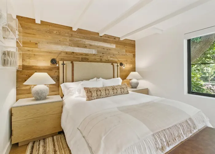 The Joy Sedona - Bed & Breakfast And Luxury Creekside Cabins
