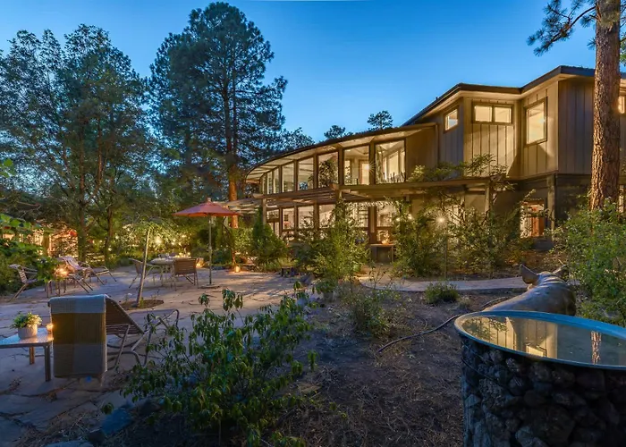 Birders, botanist&hikers’ oasis in FLG