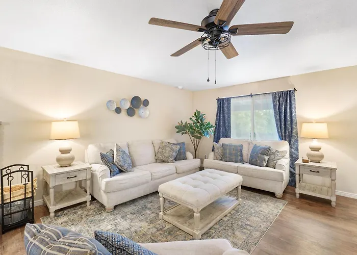 3Br Retreat In Cottonwood With Plenty Of Space And Fun