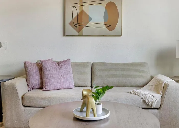 Landing Spectacular 1Bd Yoga Studio Gym