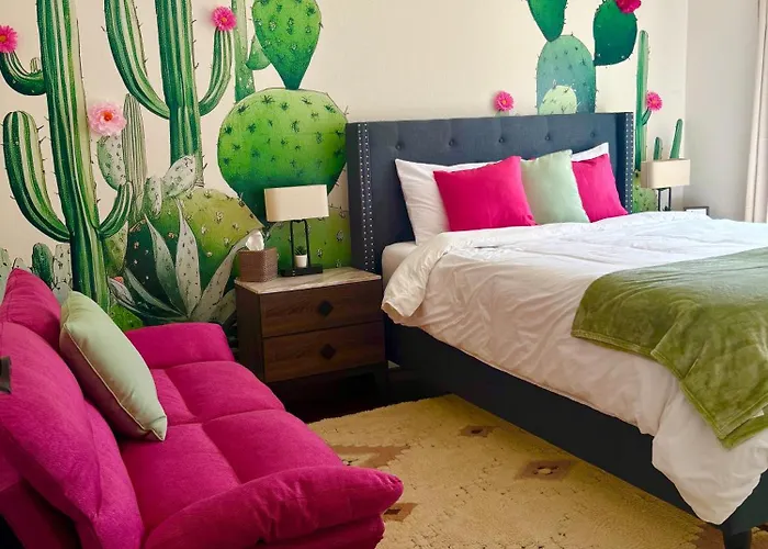 Rooms At The Cactus Blossom- Scottsdale