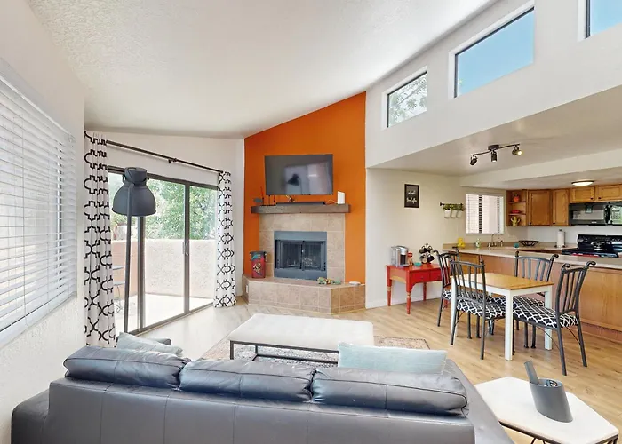 Mtn-View Condo W/ Resort Amenities In Tucson!