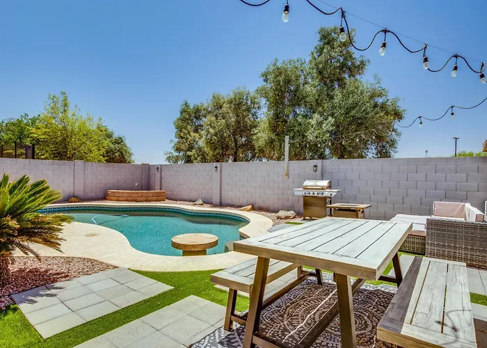 5 Mi To Dtwn Gilbert! Desert Gem W/ Fenced-In Pool