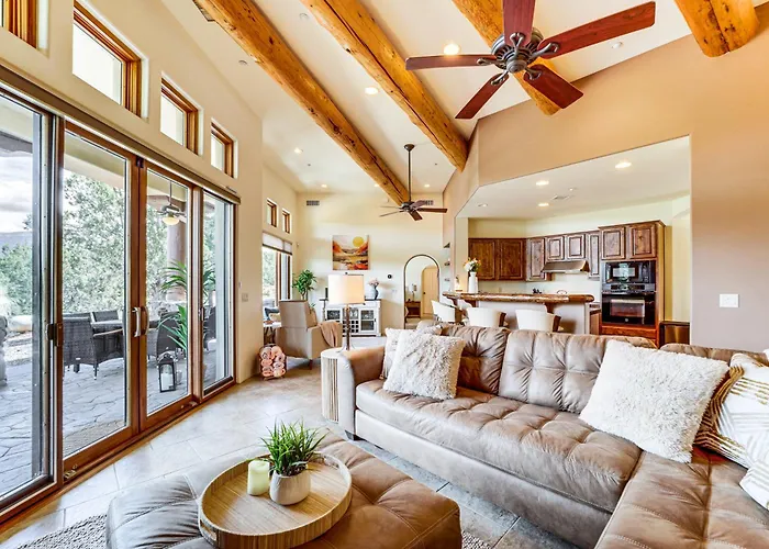 Hot Tub & Views: Sedona Escape By Trails & Dining!