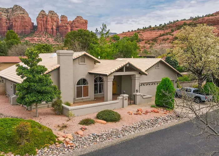 Stunning Sedona Views: Spa, Firepit & Stargazing