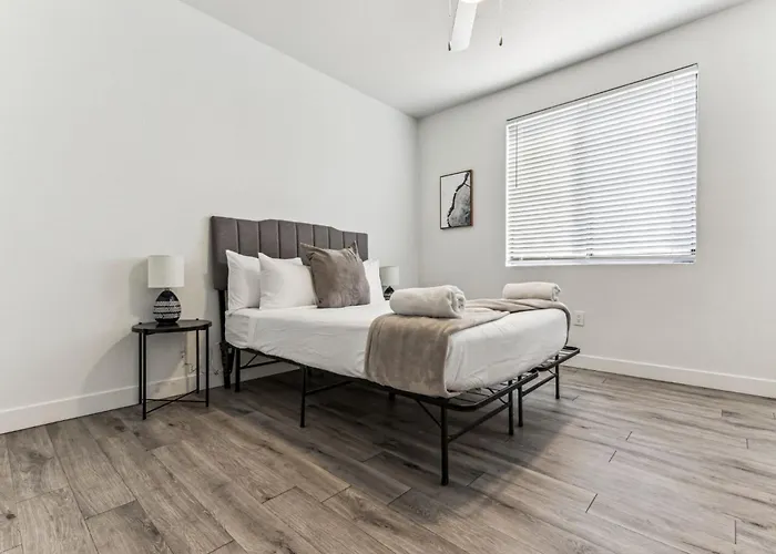 Cozysuites Glendale By The Stadium W Pool 27