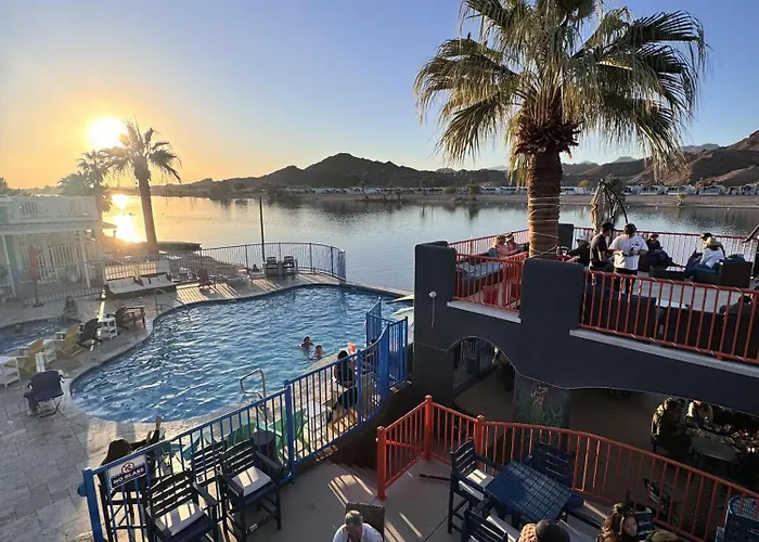 The Tipsy Mermaid At Road Runner Resort