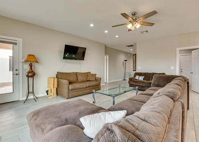 7 Mi To Golf: Mtn-View Retreat In Bullhead City