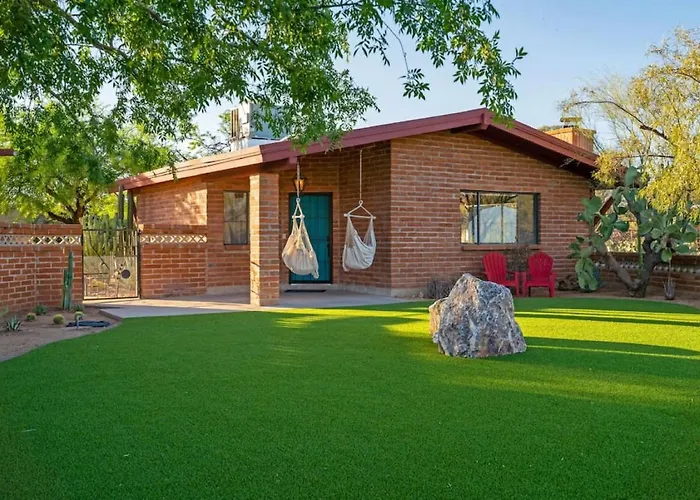 Spacious Casita With Desert And Mountain Views