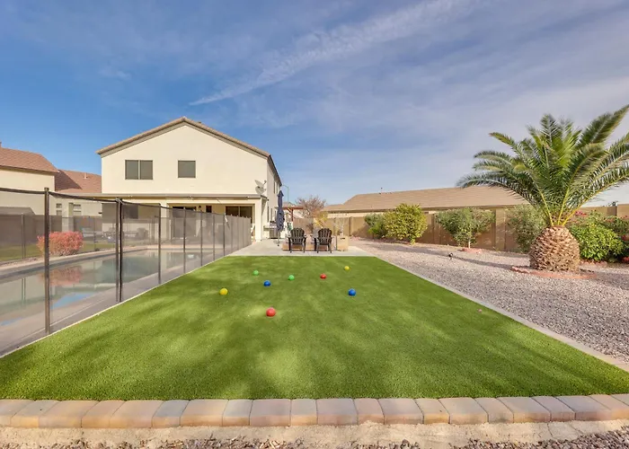 Large Pool & Yard W/ Bocce: Oasis In Coolidge!