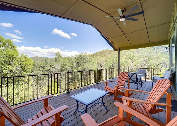 Games & Outdoor Seating: Cabin In Scenic Payson!