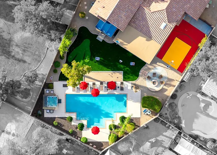 Sport Court Pool Hot Tub Pool Table Fire Pit Games