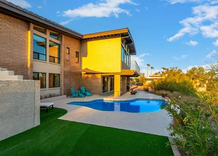 3Br Retreat With Heated Pool, Bbq And Mountain Views