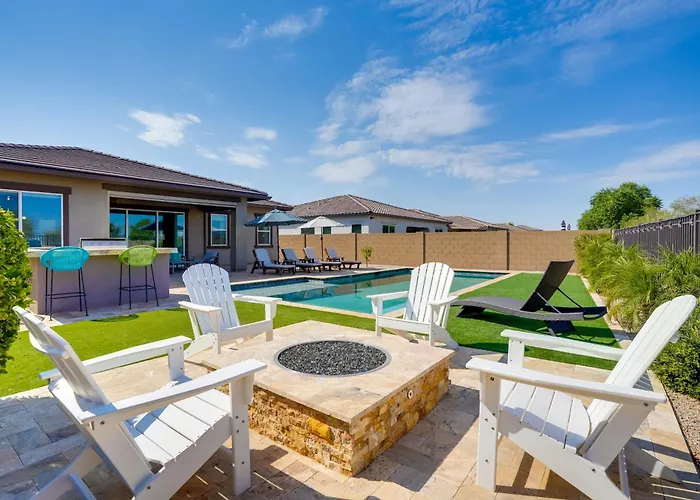 6 Mi To Luke Afb: Oasis W/ Private Pool