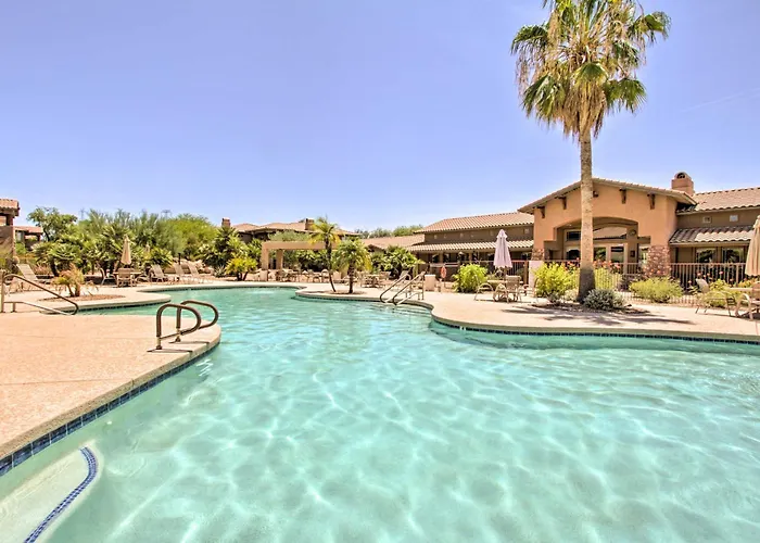 Work Or Play! Resort-Style Scottsdale Retreat