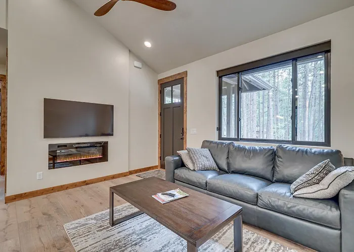 Contemporary & Cozy! Pinetop Country Club Casita