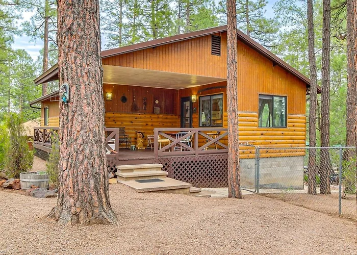 10 Mi To Show Low: Pinetop-Lakeside Family Cabin!