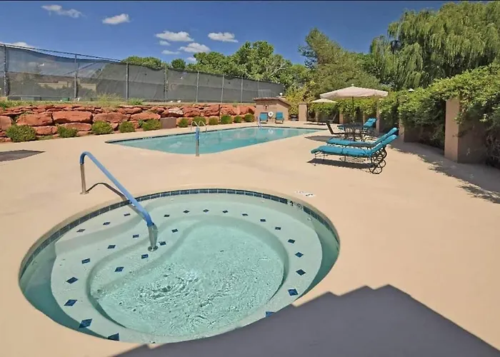 Family Friendly Sedona Townhome In Golf Community