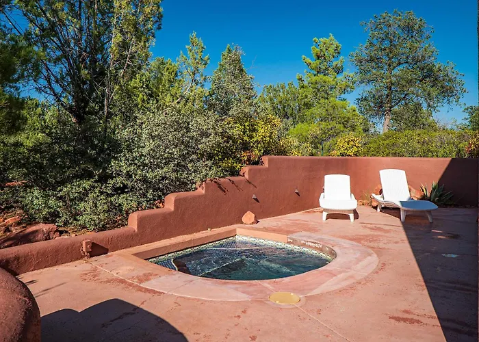 Sedona Family Desert Home - Hot Tub & Scenic Views