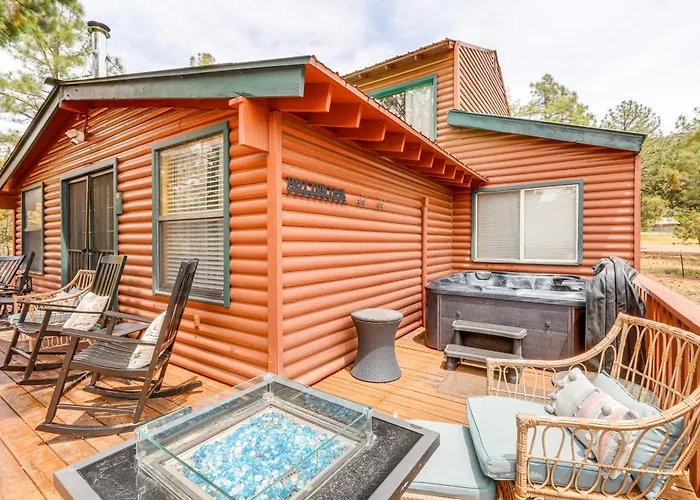 Private Hot Tub & Fire Pit: Pine Cabin Near Hiking