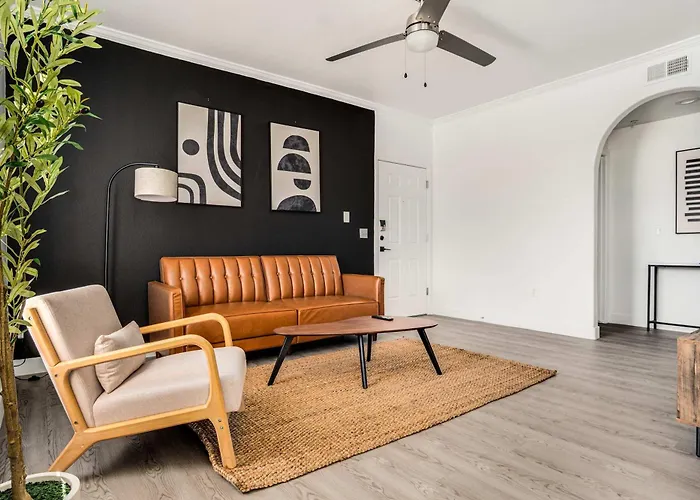 Boulevard Stays 2Br By Stadium Pool Parking Gym 10