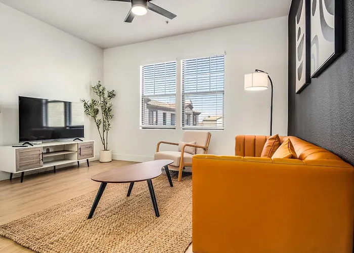 Boulevard Stays Luxe 1Br By Stadium Pool Parking Gym 03