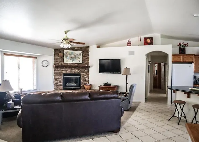 Poppy House- Charming Prescott Getaway - Mtn Views
