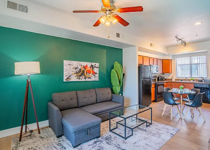 Modern 1Bd Walk To Westgate Pool Gym Wd