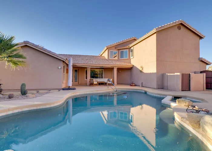 Home On Golf Course W/ Private Pool In Phoenix!