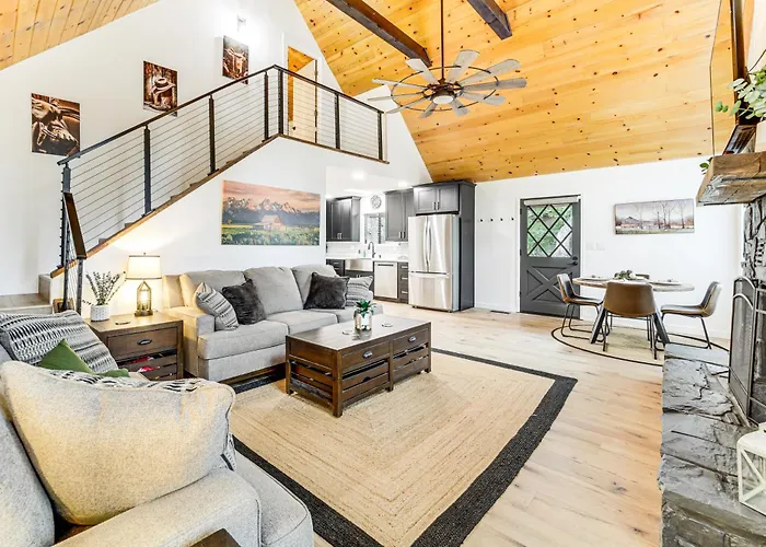 Munds Park Oasis W/ Hiking Access & Fire Pit