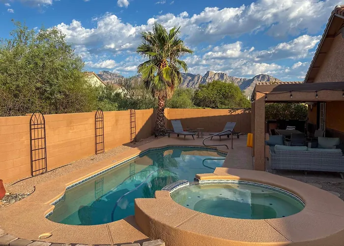 Heated Pool & Spa: Catalina Mtn-View Home!