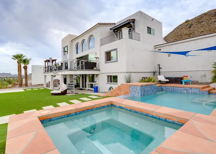 Group-Friendly Desert Escape! Putting Green, Pool