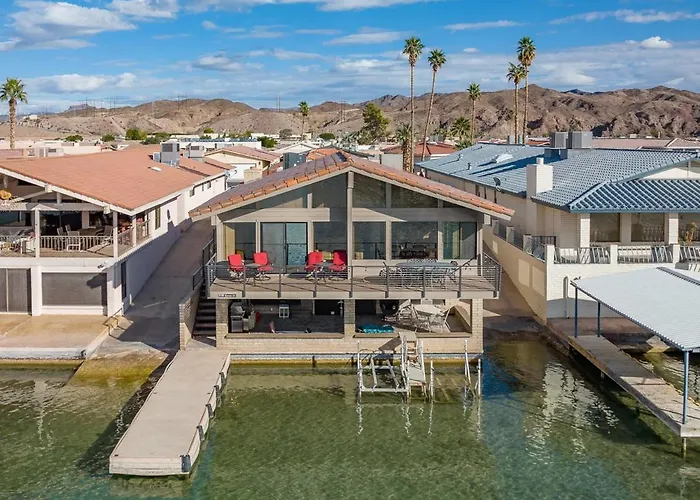 Moovalya Keys | Spacious Riverfront Retreat • Private Dock