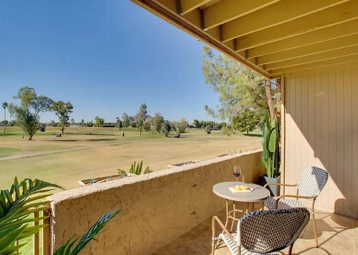 2 Mi To Old Town Scottsdale: Condo W/ Pool Access!