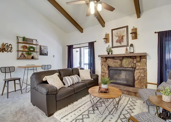 Forest-View Balcony: Pinetop-Lakeside Condo
