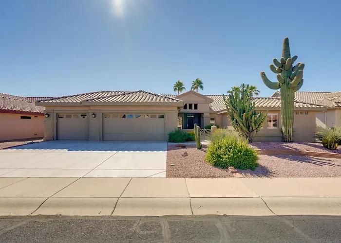 Close To Golf! Sunlit Surprise Escape W/ Casita