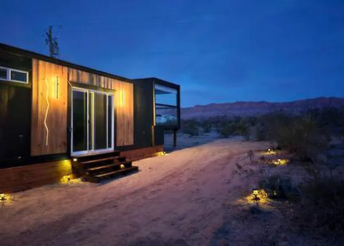 Arizona Adventure Awaits: Glamping Rental Offering Exquisite Views