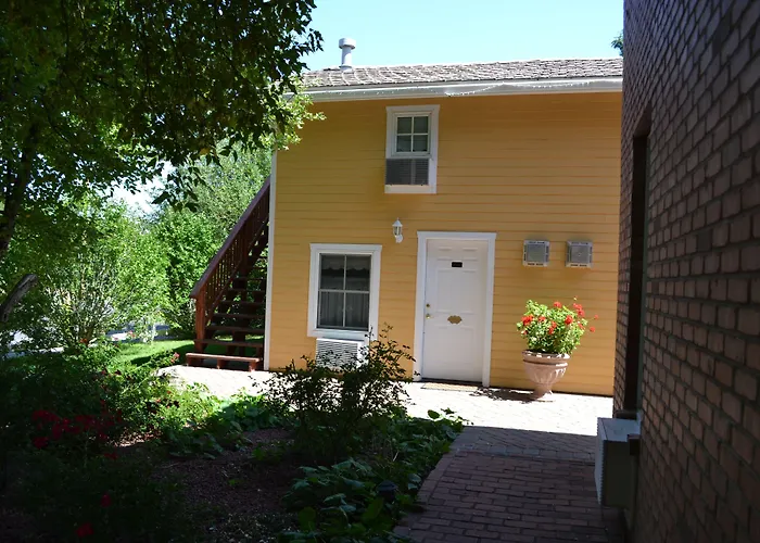 Heritage Inn Bed And Breakfast